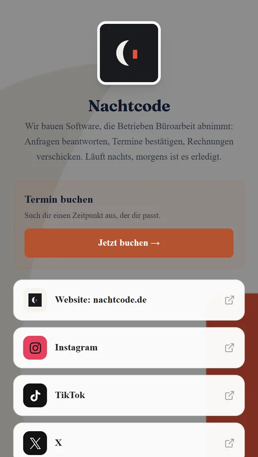 Die Funnel-Bio-Seite von Nachtcode auf dem Handy